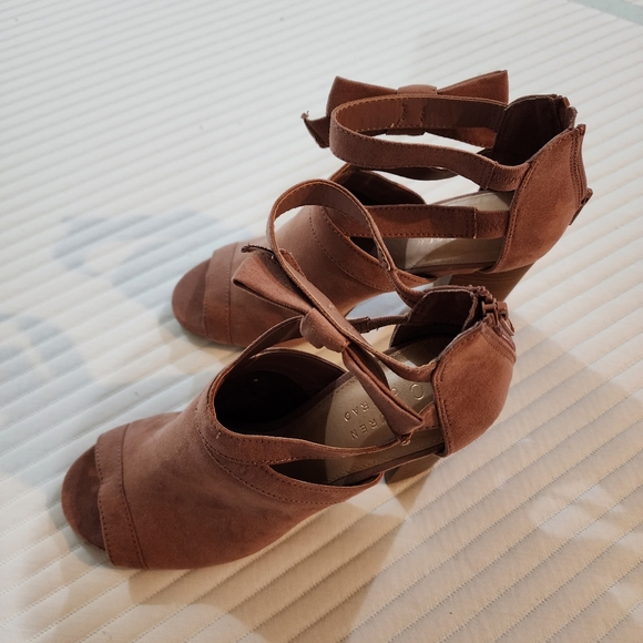 Lauren Conrad mauve pink suede open toe boots Size 8.5 - Picture 4 of 16